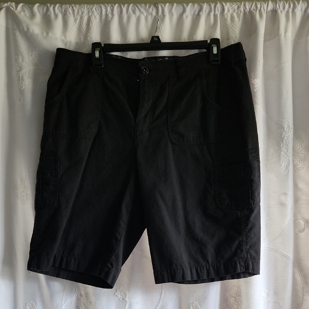 Men's Black Cargo Shorts